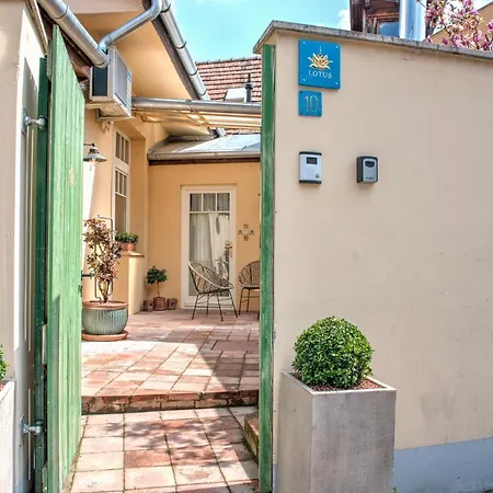 Lotus Apartment Szentendre Exterior photo